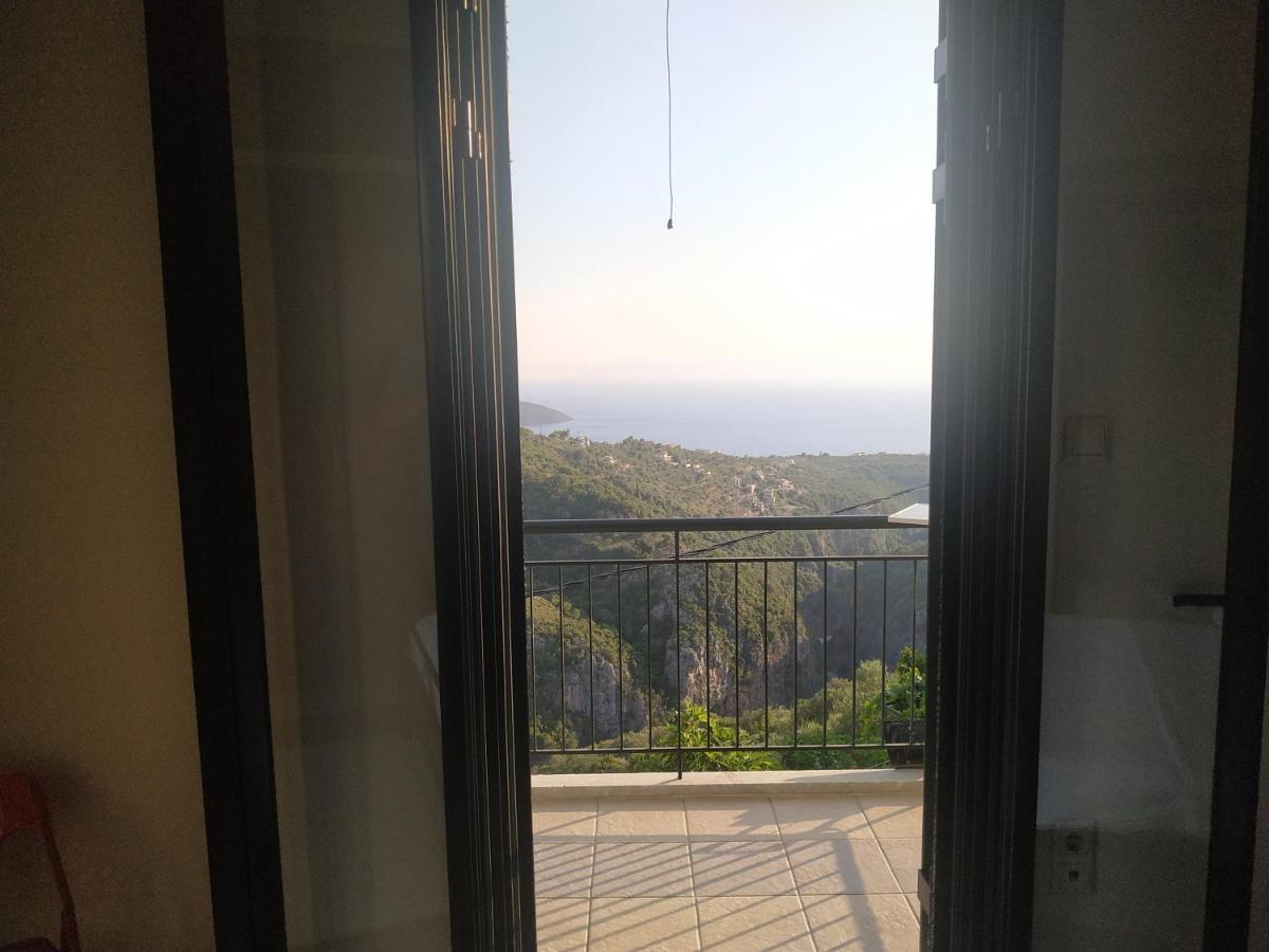 Papadeas Villas Megali Mantineia Exterior foto