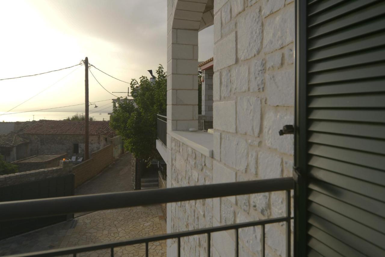 Papadeas Villas Megali Mantineia Exterior foto