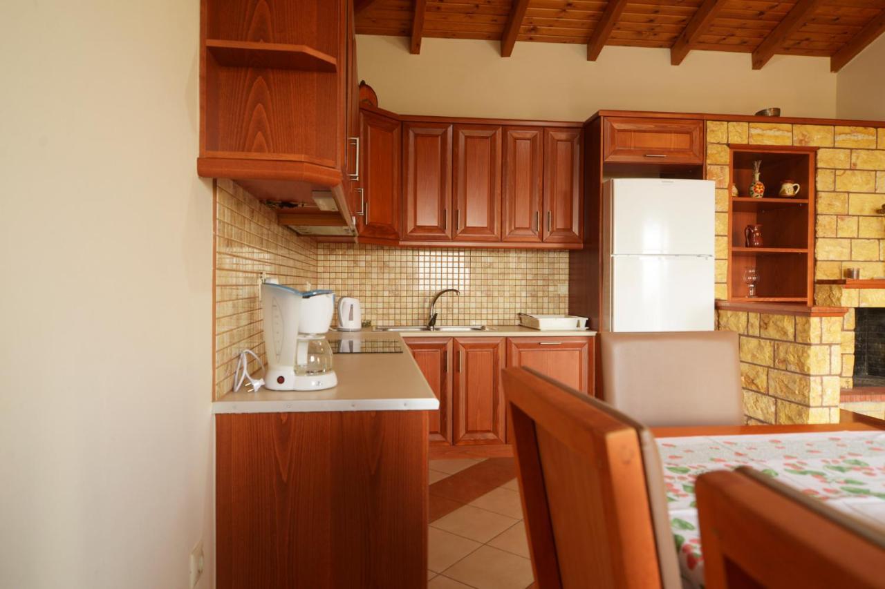 Papadeas Villas Megali Mantineia Exterior foto